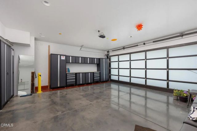 4528 El Camino Corto, La Canada Flintridge, CA 91011