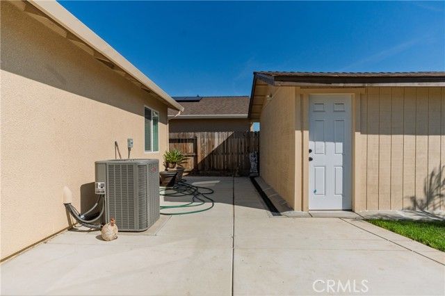 714 Dean Court, Merced, CA 95341