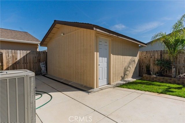 714 Dean Court, Merced, CA 95341