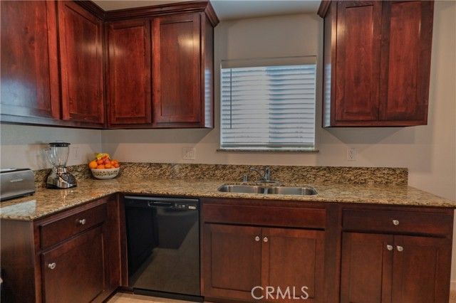 714 Dean Court, Merced, CA 95341