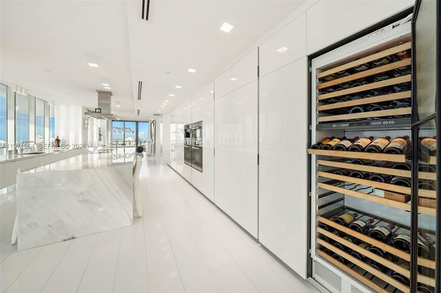 19575 Collins Avenue 30, Sunny Isles Beach, FL 33160