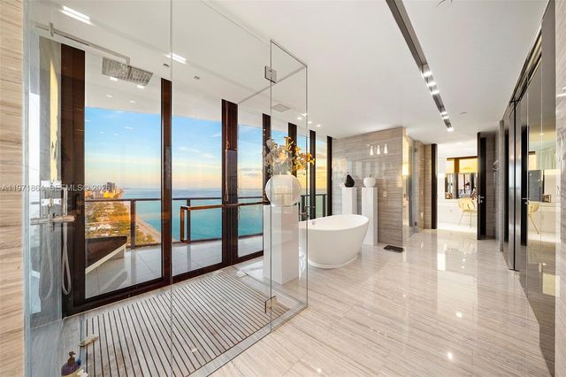 19575 Collins Avenue 30, Sunny Isles Beach, FL 33160