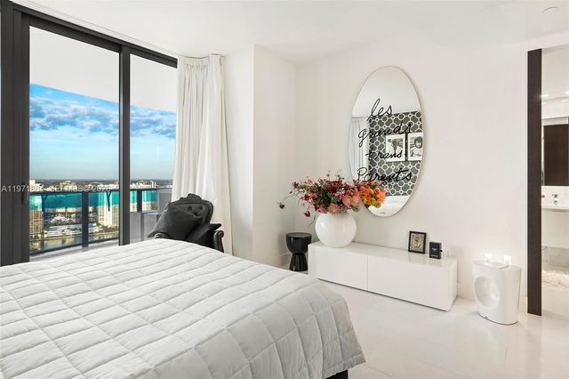 19575 Collins Avenue 30, Sunny Isles Beach, FL 33160