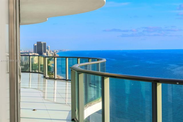 19575 Collins Avenue 30, Sunny Isles Beach, FL 33160