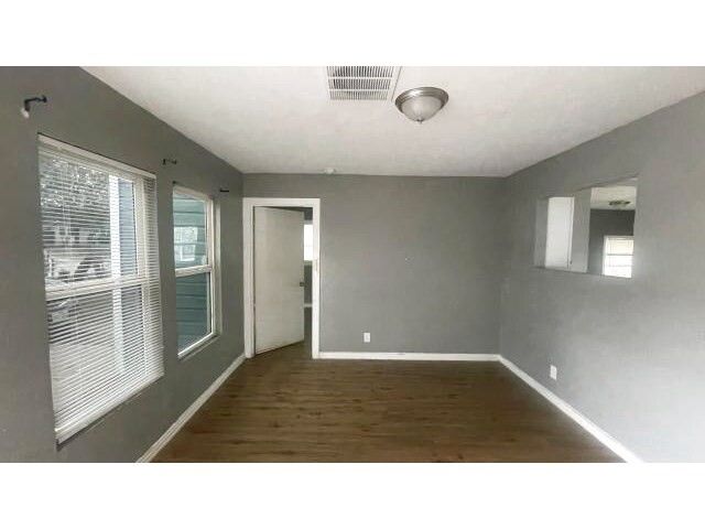 4853 Vinetta Drive, Fort Worth, TX 76119