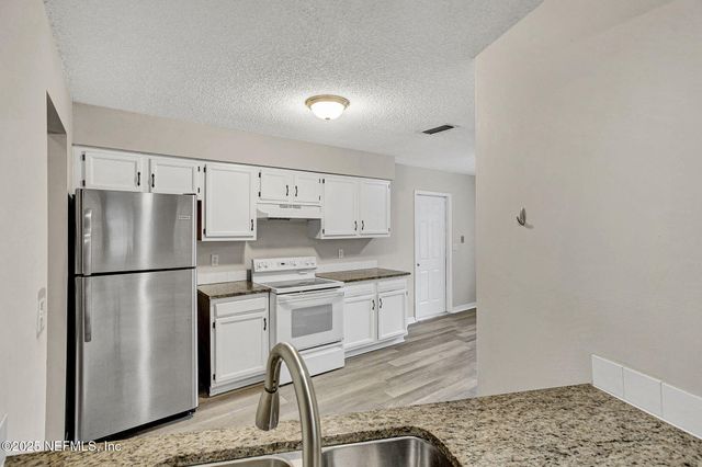7616 JEREMY DAVID Lane, Jacksonville, FL 32244