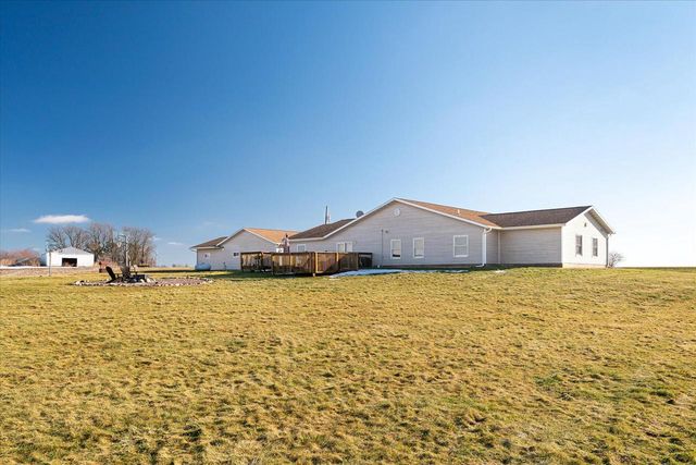 E4600 State Hwy 56, Viroqua, WI 54665