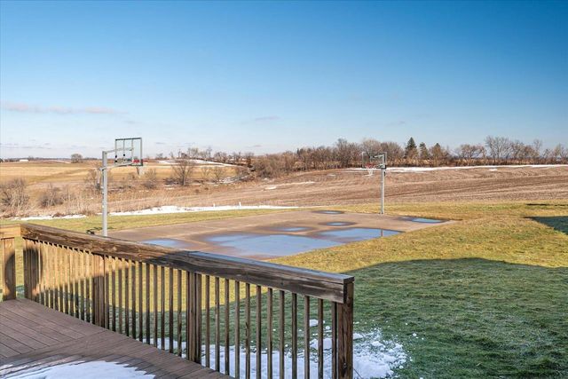 E4600 State Hwy 56, Viroqua, WI 54665