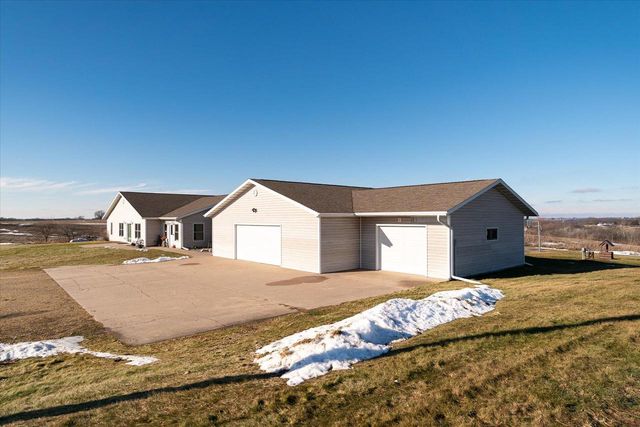 E4600 State Hwy 56, Viroqua, WI 54665