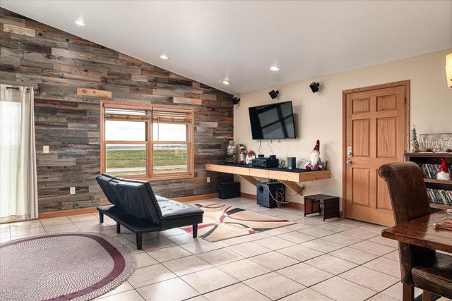 E4600 State Hwy 56, Viroqua, WI 54665