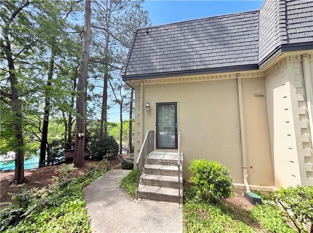 27 Chaumont Square NW, Atlanta, GA 30327