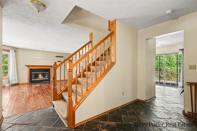 12080 Pine Cone Drive, Rockford, MI 49341