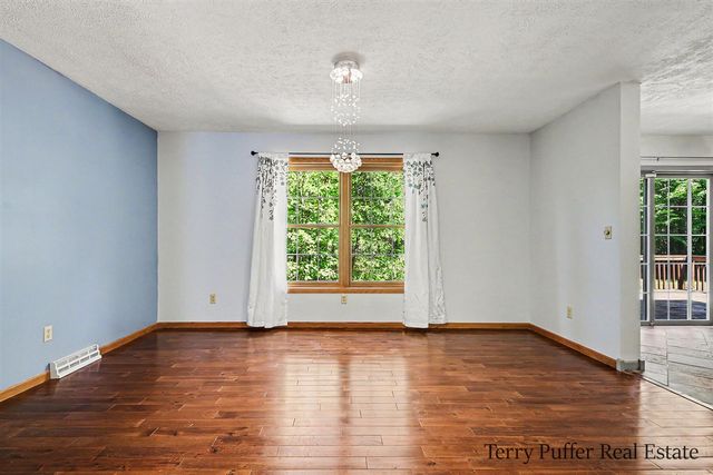 12080 Pine Cone Drive, Rockford, MI 49341