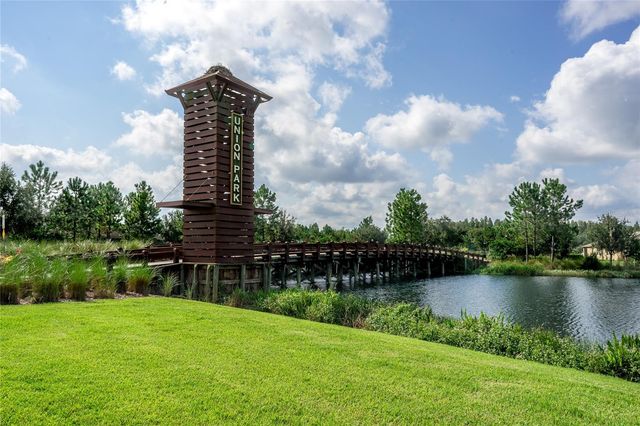 1092 PIPESTONE PLACE, Wesley Chapel, FL 33543