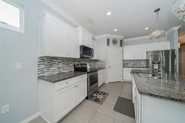 1092 PIPESTONE PLACE, Wesley Chapel, FL 33543