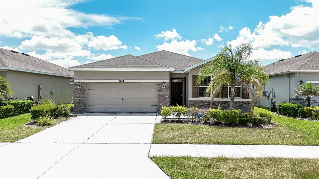 1092 PIPESTONE PLACE, Wesley Chapel, FL 33543