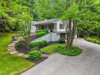 4466 CREEK VALLEY LANE, Hobart, WI 54155