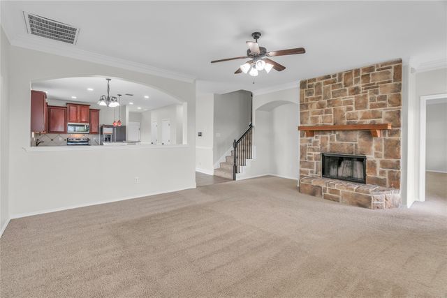 928 Casa Grandes Drive, Arlington, TX 76002