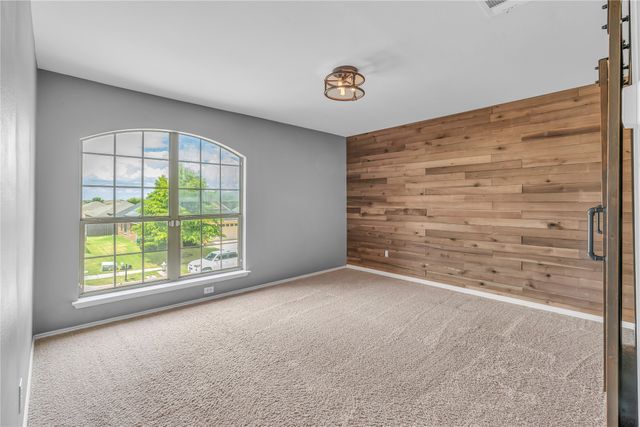 928 Casa Grandes Drive, Arlington, TX 76002