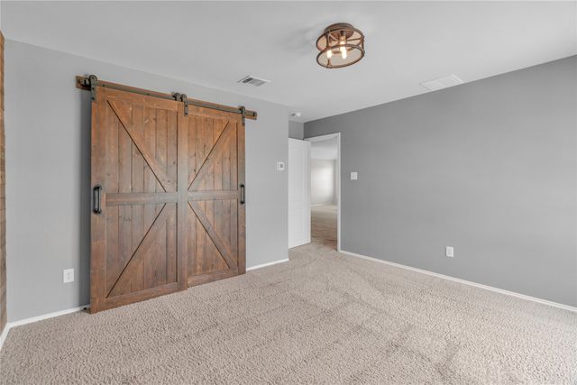 928 Casa Grandes Drive, Arlington, TX 76002