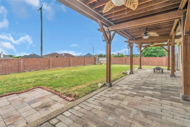 928 Casa Grandes Drive, Arlington, TX 76002