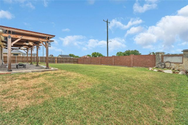 928 Casa Grandes Drive, Arlington, TX 76002