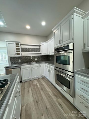 430 Faison Avenue, Charlotte, NC 28205