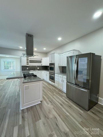 430 Faison Avenue, Charlotte, NC 28205