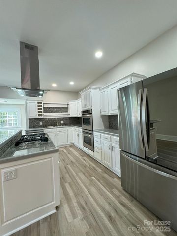 430 Faison Avenue, Charlotte, NC 28205