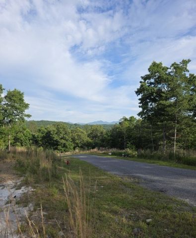 95 Ridgeline Lane, Mineral Bluff, GA 30559