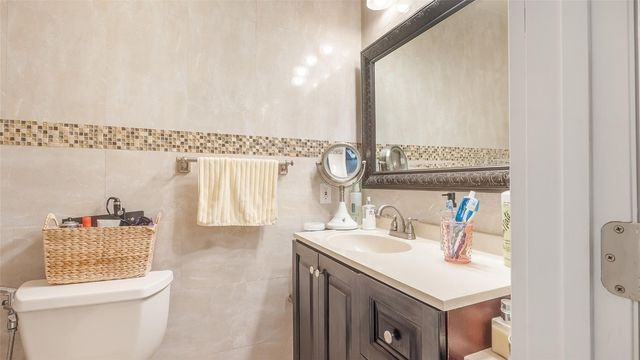 1032 NE 4th Court, Hallandale Beach, FL 33009