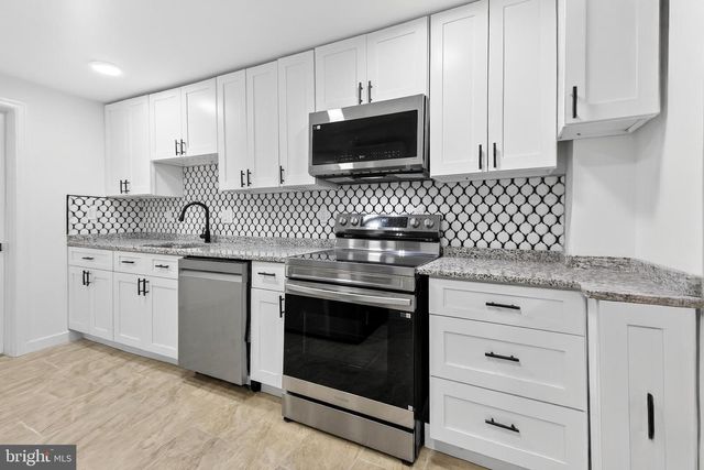 131 OLD DORWART ST, Lancaster, PA 17603