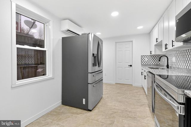 131 OLD DORWART ST, Lancaster, PA 17603