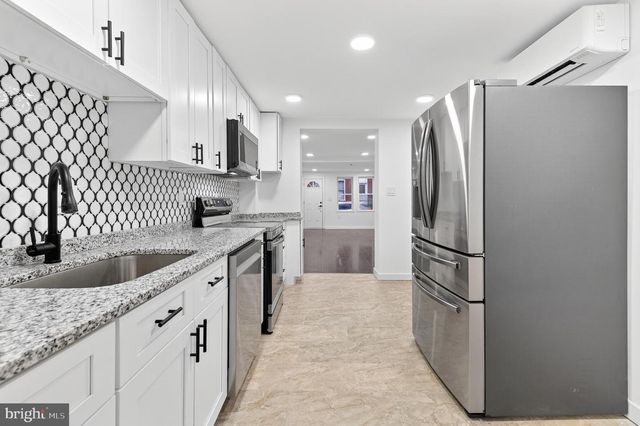 131 OLD DORWART ST, Lancaster, PA 17603