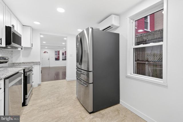 131 OLD DORWART ST, Lancaster, PA 17603