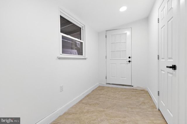 131 OLD DORWART ST, Lancaster, PA 17603