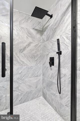 131 OLD DORWART ST, Lancaster, PA 17603