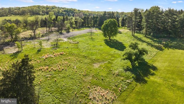 152 THOMPSON MILL RD, Newtown, PA 18940