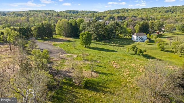 152 THOMPSON MILL RD, Newtown, PA 18940