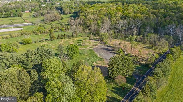 152 THOMPSON MILL RD, Newtown, PA 18940
