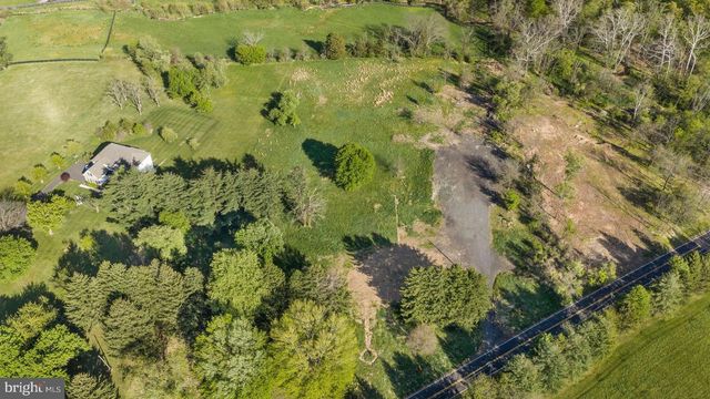 152 THOMPSON MILL RD, Newtown, PA 18940
