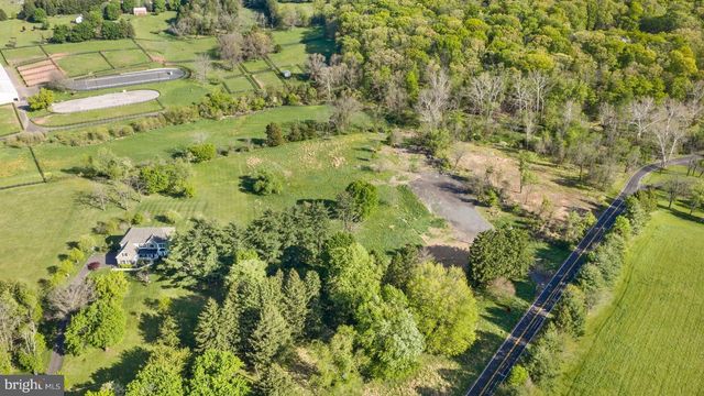 152 THOMPSON MILL RD, Newtown, PA 18940