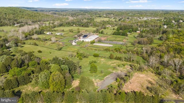 152 THOMPSON MILL RD, Newtown, PA 18940
