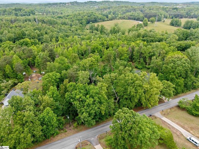 32 Williams Road, Travelers Rest, SC 29690