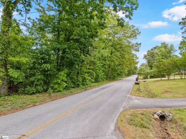 32 Williams Road, Travelers Rest, SC 29690