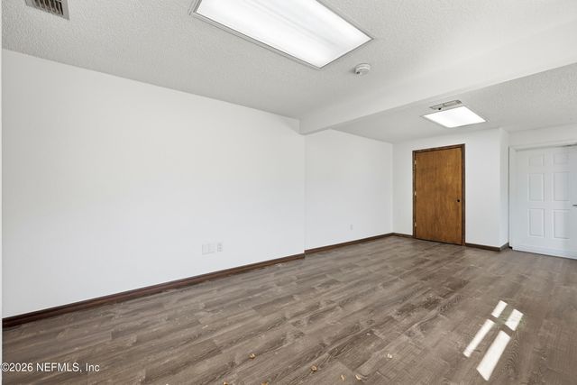 2400 CRILL Avenue, Palatka, FL 32177