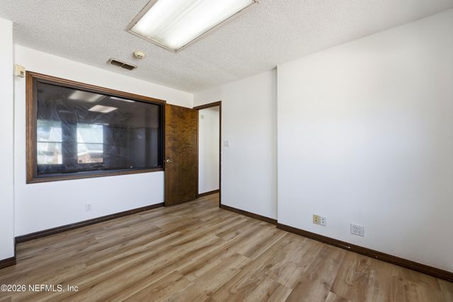 2400 CRILL Avenue, Palatka, FL 32177