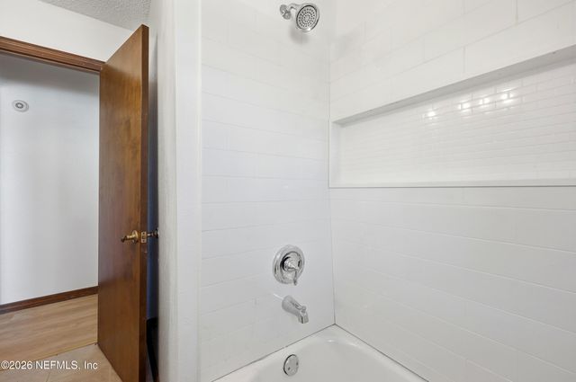 2400 CRILL Avenue, Palatka, FL 32177