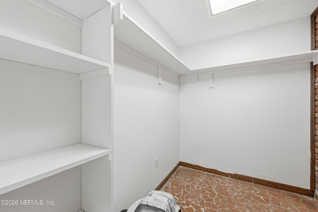 2400 CRILL Avenue, Palatka, FL 32177