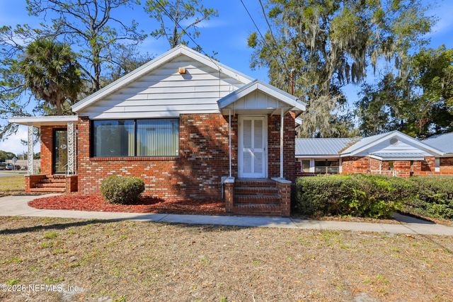 2400 CRILL Avenue, Palatka, FL 32177